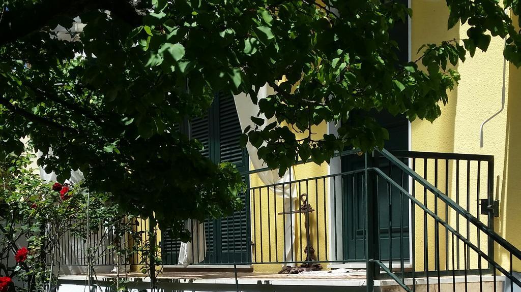 B&B Casa Di Claudia Marina Di Carrara Kültér fotó